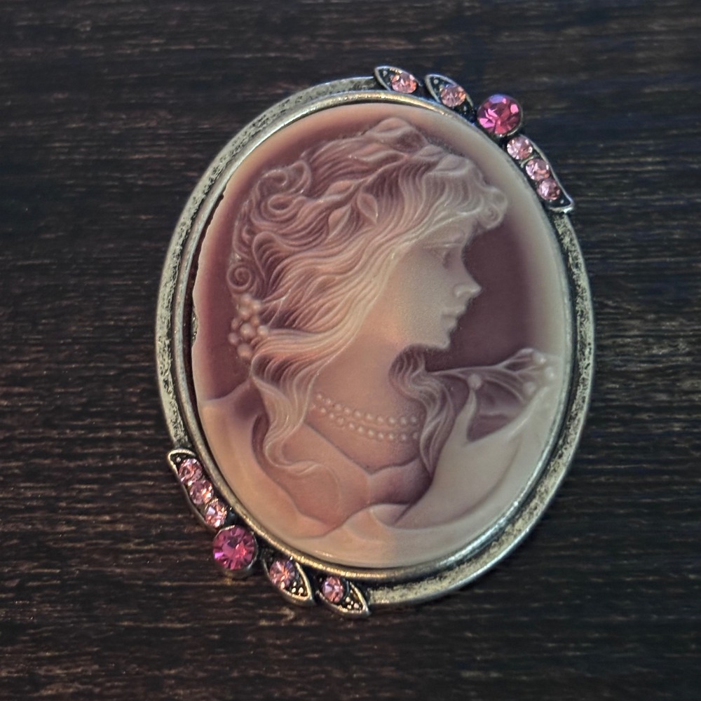 Vintage Style Pink Cameo Brooch Pendant Silver Tone Rhinestone Victorian Revival